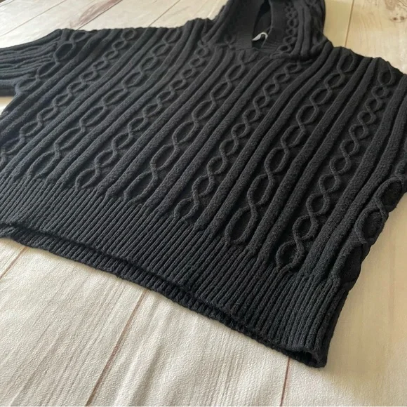 Cloth by Design Cozy Cable Knit Sweater Hoodie Womens L Black Cropped Super Soft - Picture 3 of 10